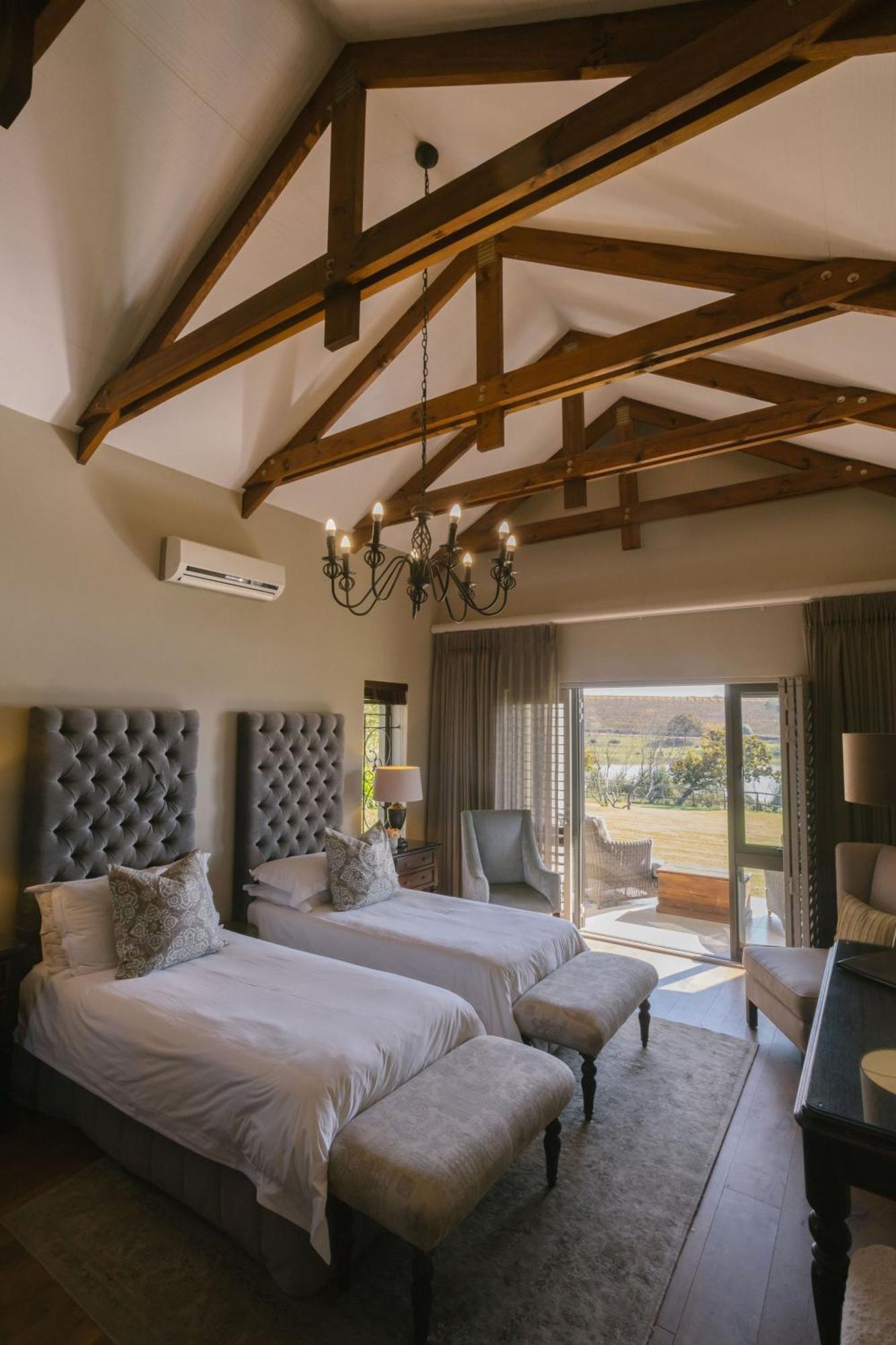 Under Oaks Guesthouse Paarl Esterno foto